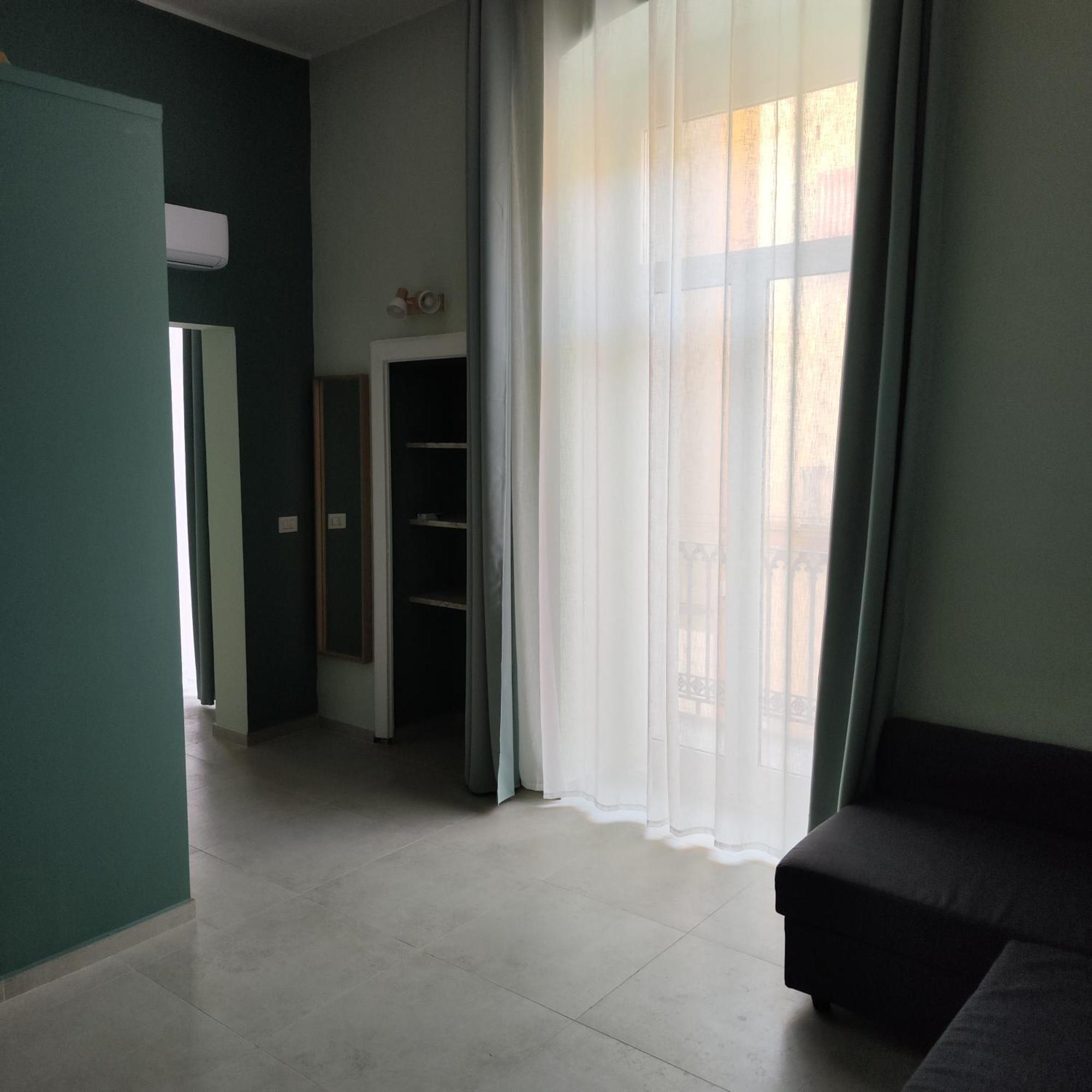 Mistral130 Apartment Bari Exterior photo
